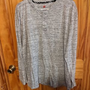 Men's Hanes gray heathered henley size large